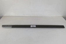 Baguette de porte avant gauche