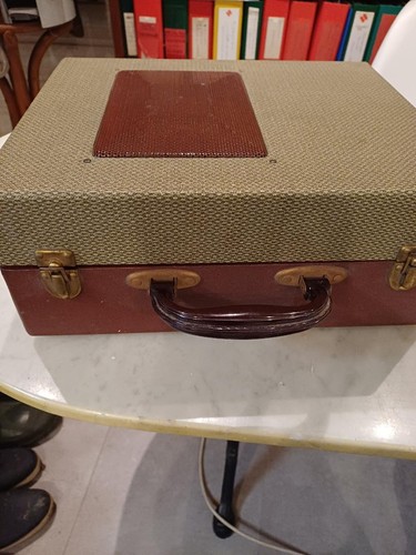 Tourne disque vintage