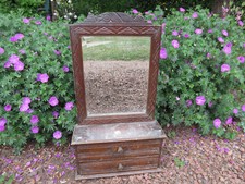 ancienne coiffeuse en bois de chêne