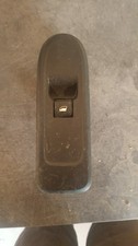 Bouton leve vitre arriere Peugeot 308