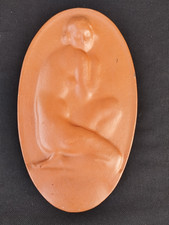 Plaque céramique femme nue