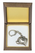 Staffordshire Bull Terrier, Staffie III - Porte-clés argenté avec un chien dans 