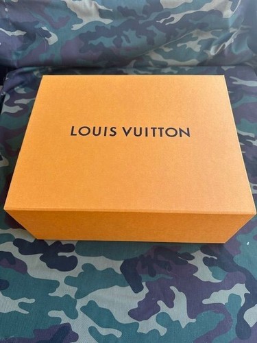 Louis vuitton grande boîte - louis,