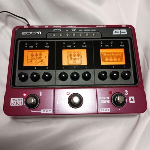 Zoom bass effects and - effects,