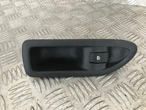Bouton commande lève vitre
