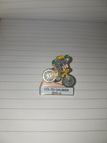 Pin rare souvenir col - rare,