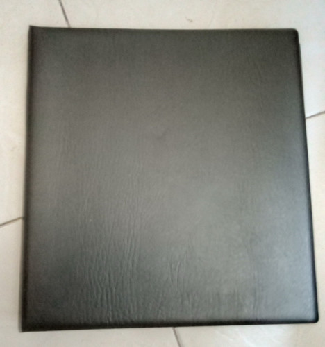 Classeur noir timbres - timbres, +