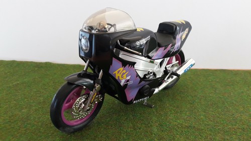 Moto suzuki aetc noir - suzuki,