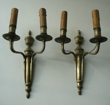 Ancienne Paire APPLIQUES à 2 bras de lumière en bronze .. Style Directoire