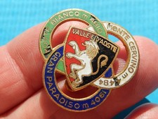 INSIGNE DE   SKI  ALPINISME MONTAGNE VALLEE D AOSTE MONTS BLANC CERVIN PARADIS