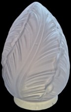 Globe verre art deco plafonnier lustre lampe tulipe pressé moulé style Degue 