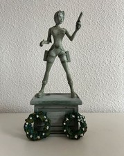 Tomb Raider - Statue
