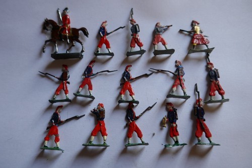 Figurines anciennes soldats - anciennes,
