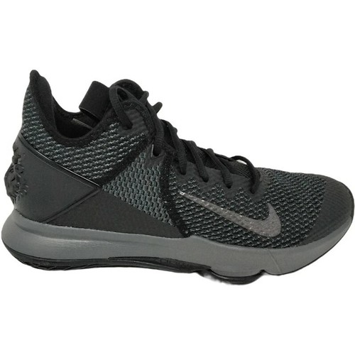 Baskets basketball homme