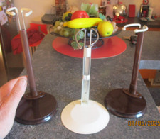 Lot de 3 / Ancien Support Présentoir d'ancienne Poupée Barbie