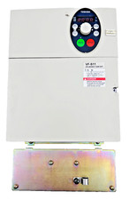 TOSHIBA VF-S11 VFS11-4075PL-WP(3) 3PH 380/500V 7.5kW/10HP TRANSISTOR INVERTER