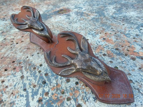 Porte fusils tête cerf en - porte,