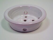 Faisselle en terre cuite