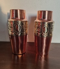 ANCIENNE PAIRE DE VASES EN