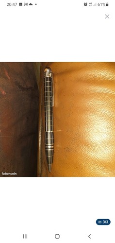 Tres beau stylo - tres,