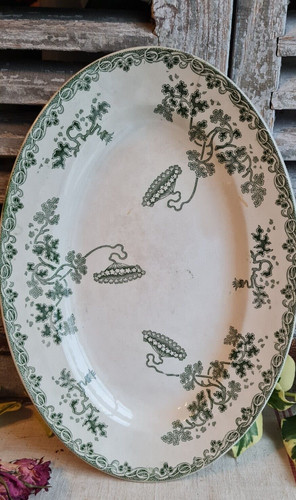Ancien plat ovale terre - plat, fer