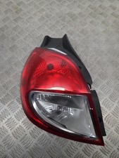 Feu arriere principal gauche