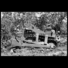 Photo A.038712 ALLIS-CHALMERS HD-10 HD10 WW2 US ARMY TRACTOR DOZER