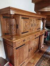 meuble salle à manger en bois massif couleur bois clair  le meuble est en deux p