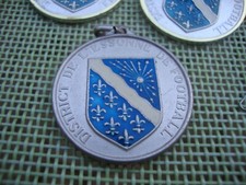 lot VINTAGE  de 7 médailles football  souvenirs district de l'ESSONNE 