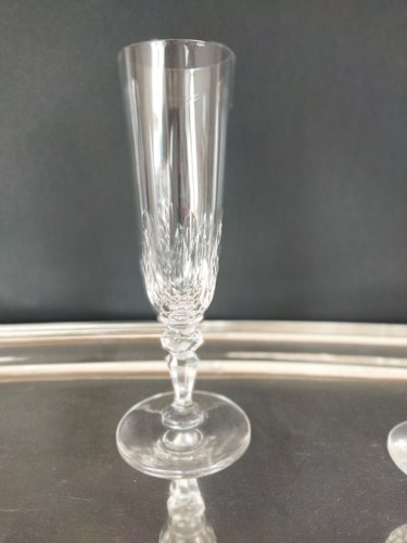 Flute champagne à pied - à,
