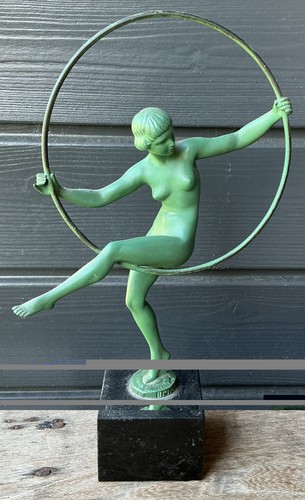 Danseuse cerceau fonte par - au,