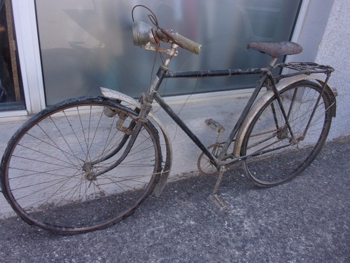 Sorti grenier vélo - de,