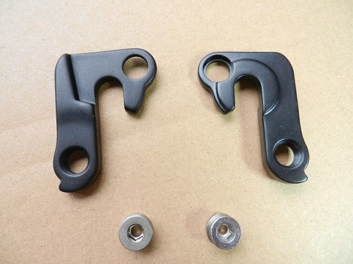 1pcs derailleur hanger - 1pcs,