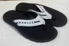 Oakley Sandals Men's Size 10