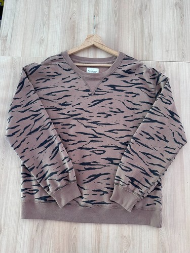 Abercrombie fitch sweat - &,