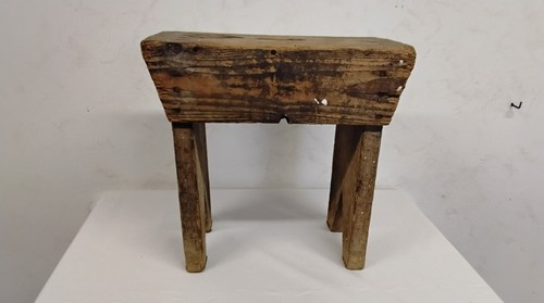 Tabouret trépied traite - trépied,