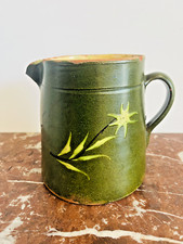 Ancienne poterie pichet