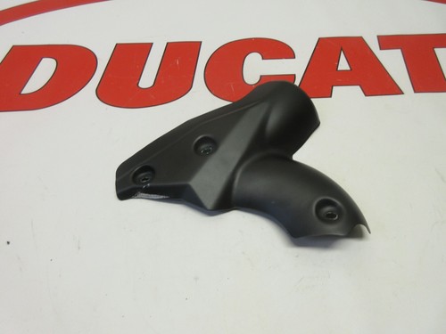 Cache bouclier thermique