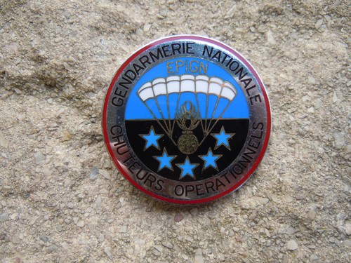 Gendarmerie epign - e,