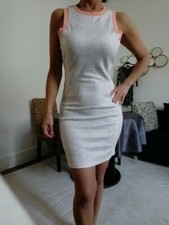 Robe gris beige NEUVE