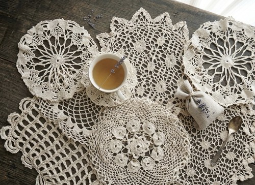 Lot napperons vintage - 8,