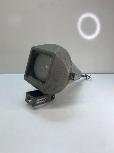 Ancienne lampe projecteur - ancienne, ou