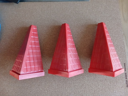 Angles toit rouge maison - 3,