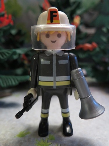 Chef des pompiers pompier - , 7713