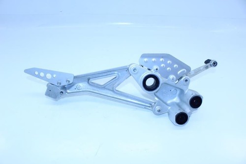 Platine avant gauche - , ducati