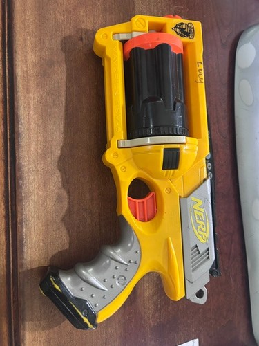 Nerf strike maverick rev 6 - maverick, rev-6