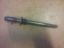 Axe de roue avant SUZUKI 600