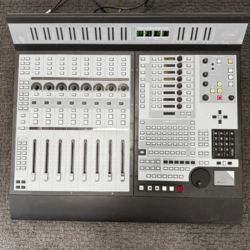 Digidesign avid pro - pro, control