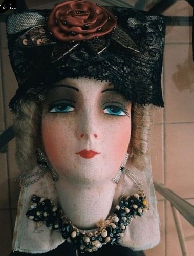 Tête poupée boudoir - de,