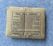 PANSEMENT MEDIC MÉDICAL FIRST FIELD DRESSING ANGLAIS NORMANDIE ANGLAISE WWII WW2